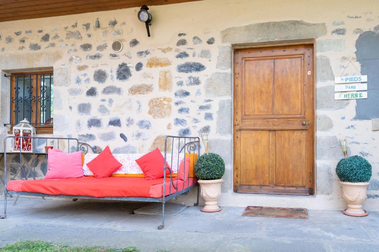 Les Pieds Dans L Herbe Meilhaud Εξωτερικό φωτογραφία